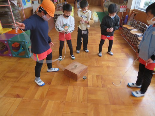 こま回し