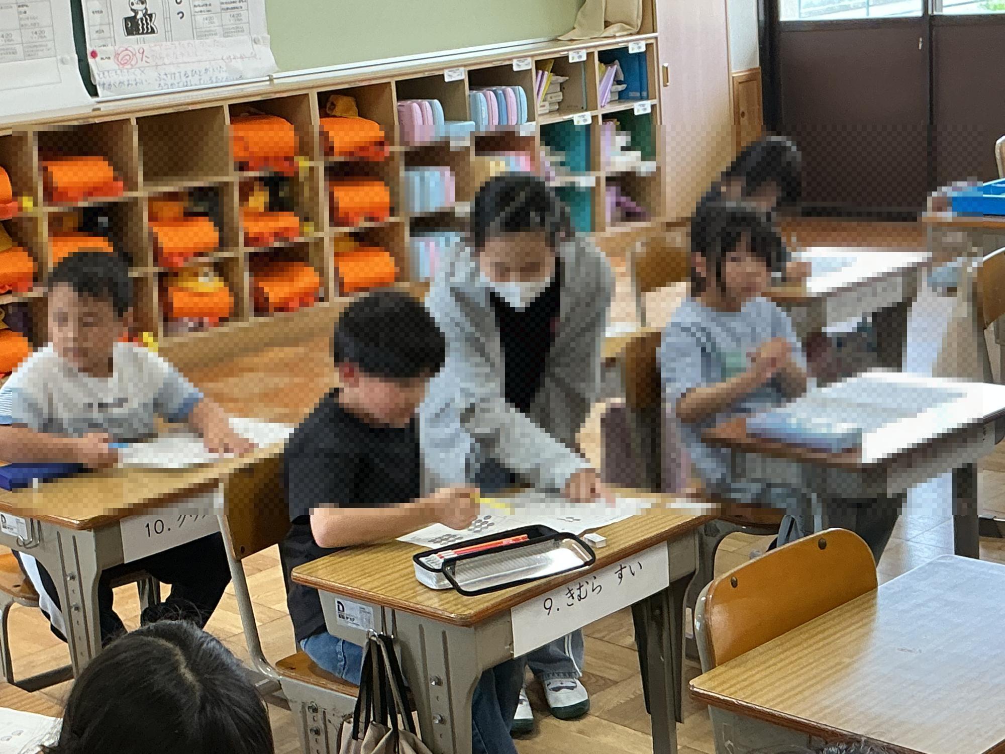 5月13日 6年生「教え隊」／愛荘町