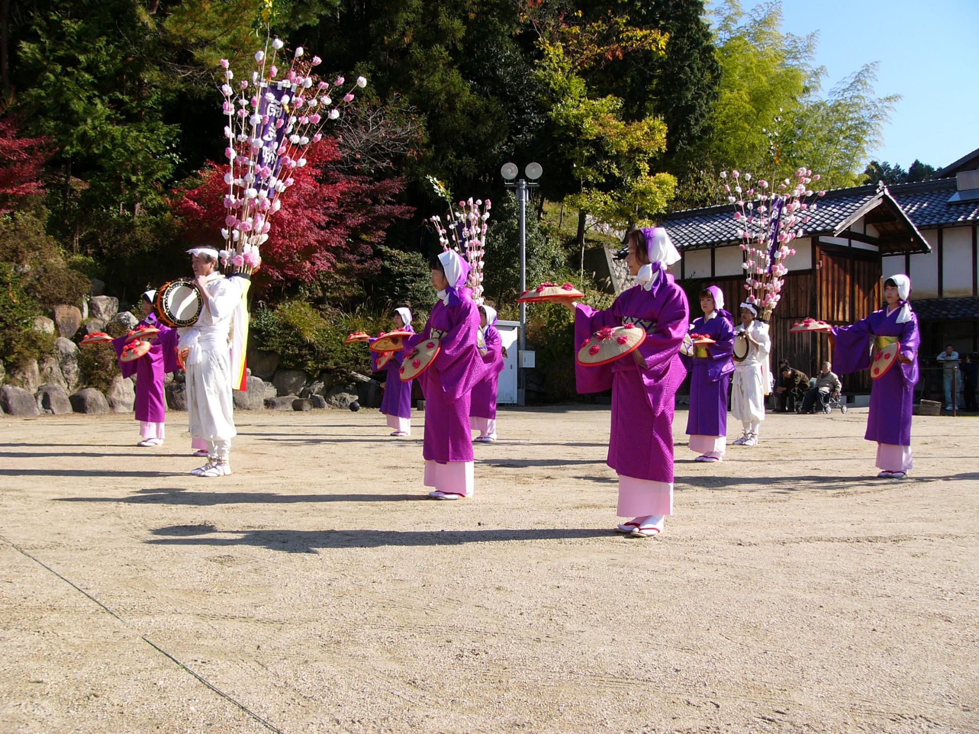 斧磨明神踊り