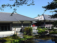 愛荘町歴史文化博物館の外観写真