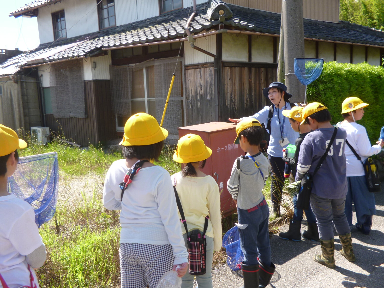 町の消火栓を見学