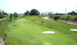 グリーンがきれいなコースの宇曽川グラウンドゴルフ場の写真