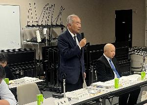 退任あいさつ